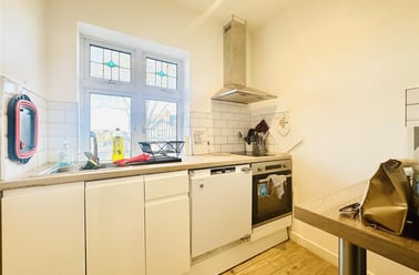 Derby Road, Lenton, Nottingham - Image 2